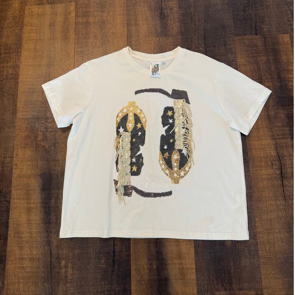 Queen of Sparkle Cowboy Boot Fringe Rhinestone Graphic Tee Cream Small